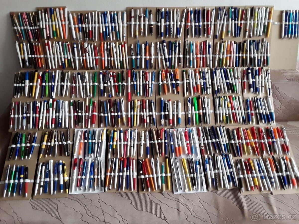 Sbírka reklamních propisek