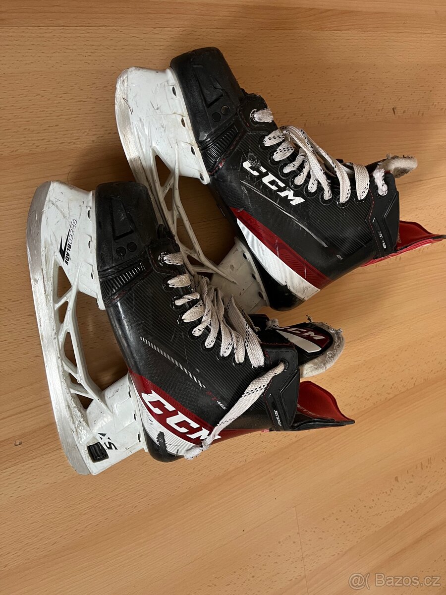 Prodám chlapecké brusle CCM Tacks AS 570 SR Wide Jet speed