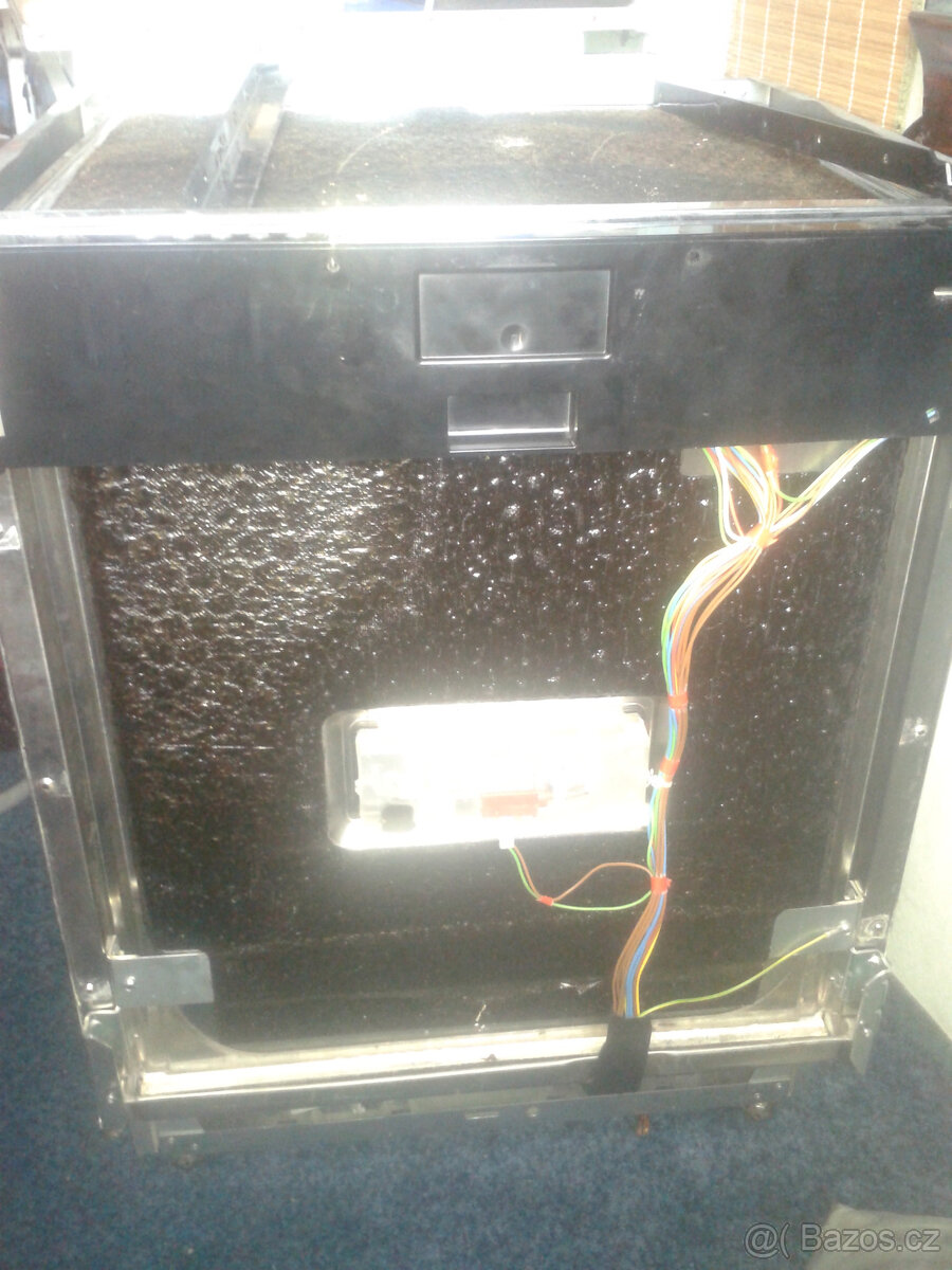 Náhradní díly z myčky Candy / Hoover