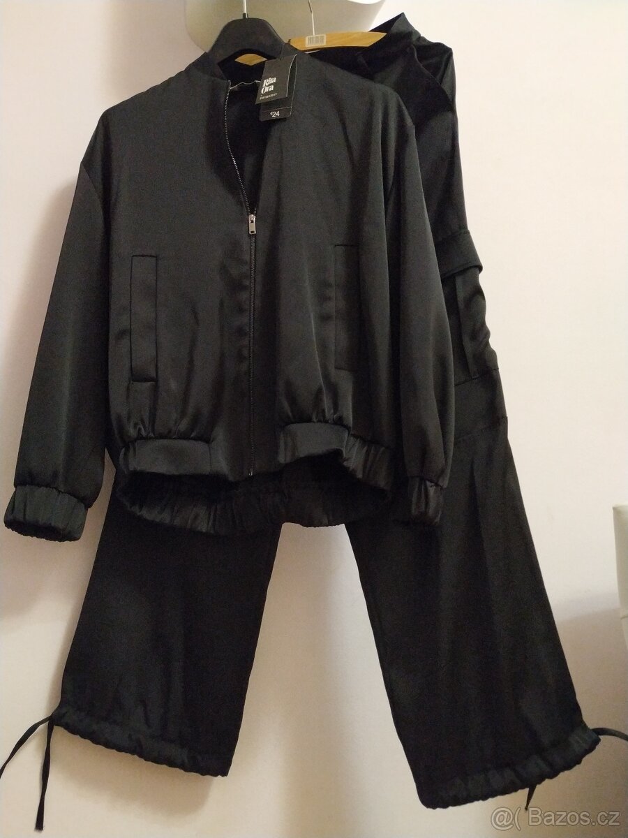Nový dámský set, velikost S