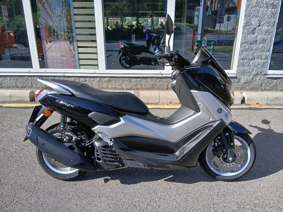 Yamaha NMax 125 (2015/17400km)