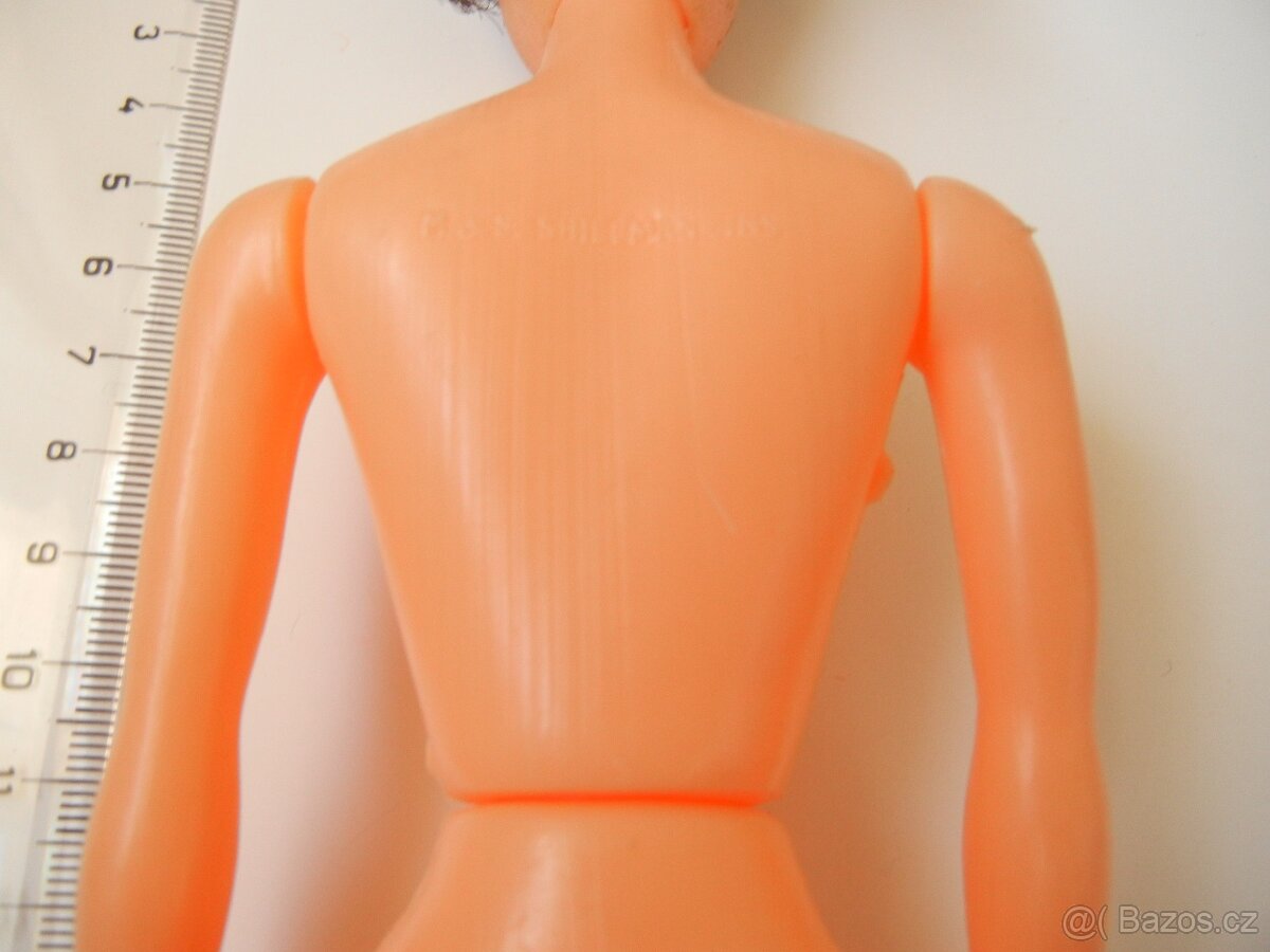 M&S Shillman retro panenka