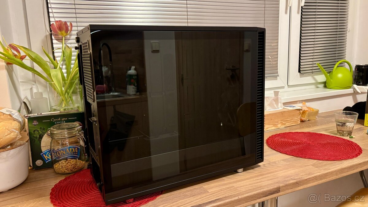 Fractal Design Define R6 Tempered Glass, USB- C