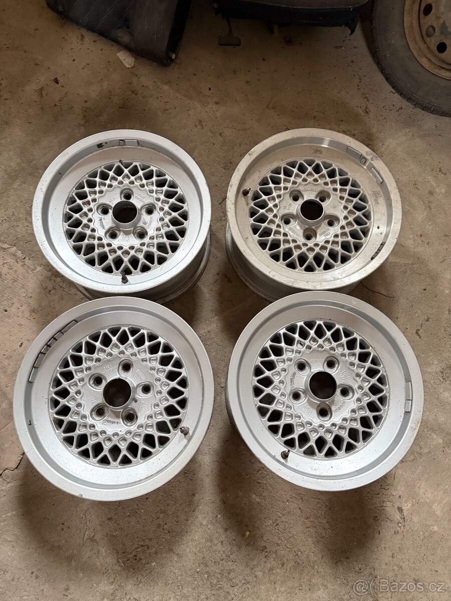 RETRO RIAL MESH 7x16, ET23, 5x120