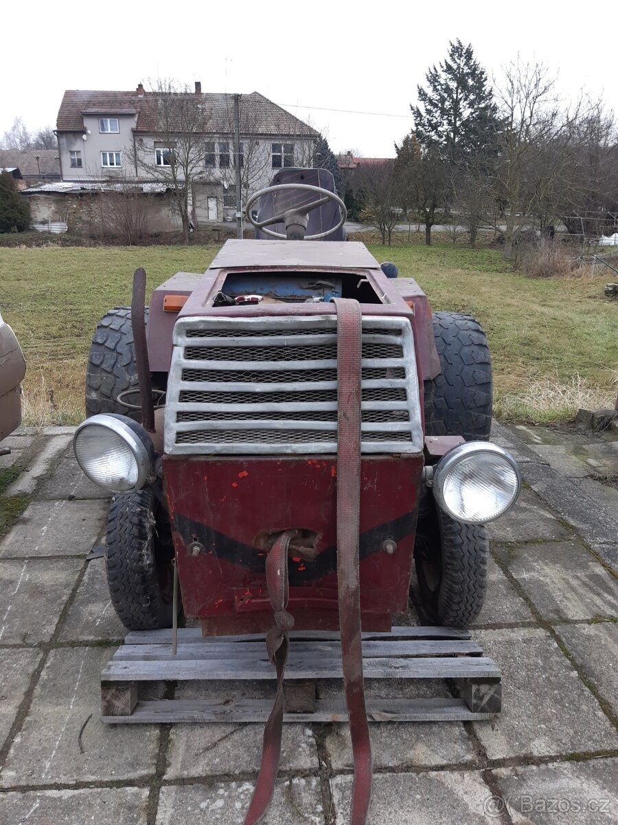 Malotraktor domácí výroby Škoda