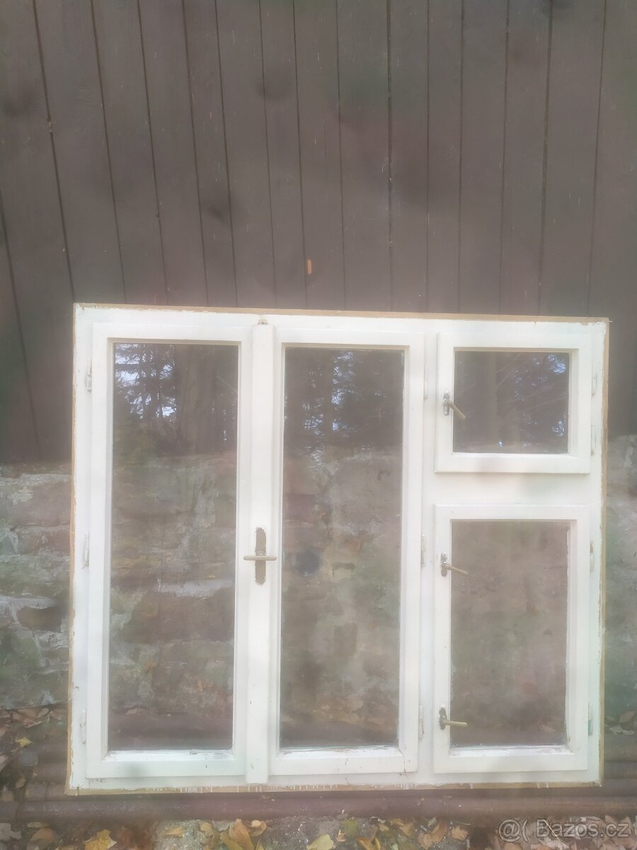 Dřevěné okna