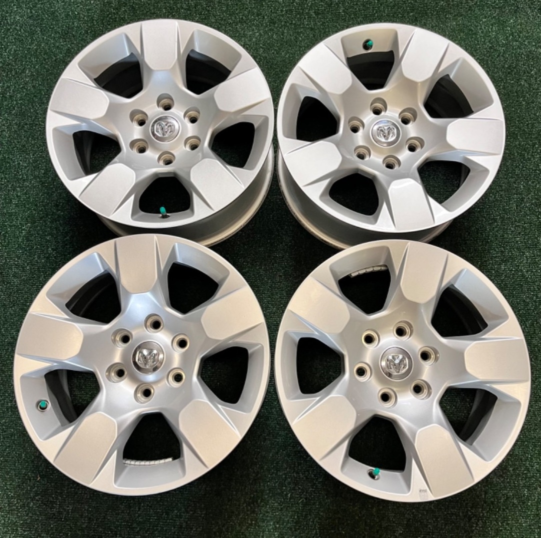 6x139.7 R18 Originál alu Dodge 5.Generace
