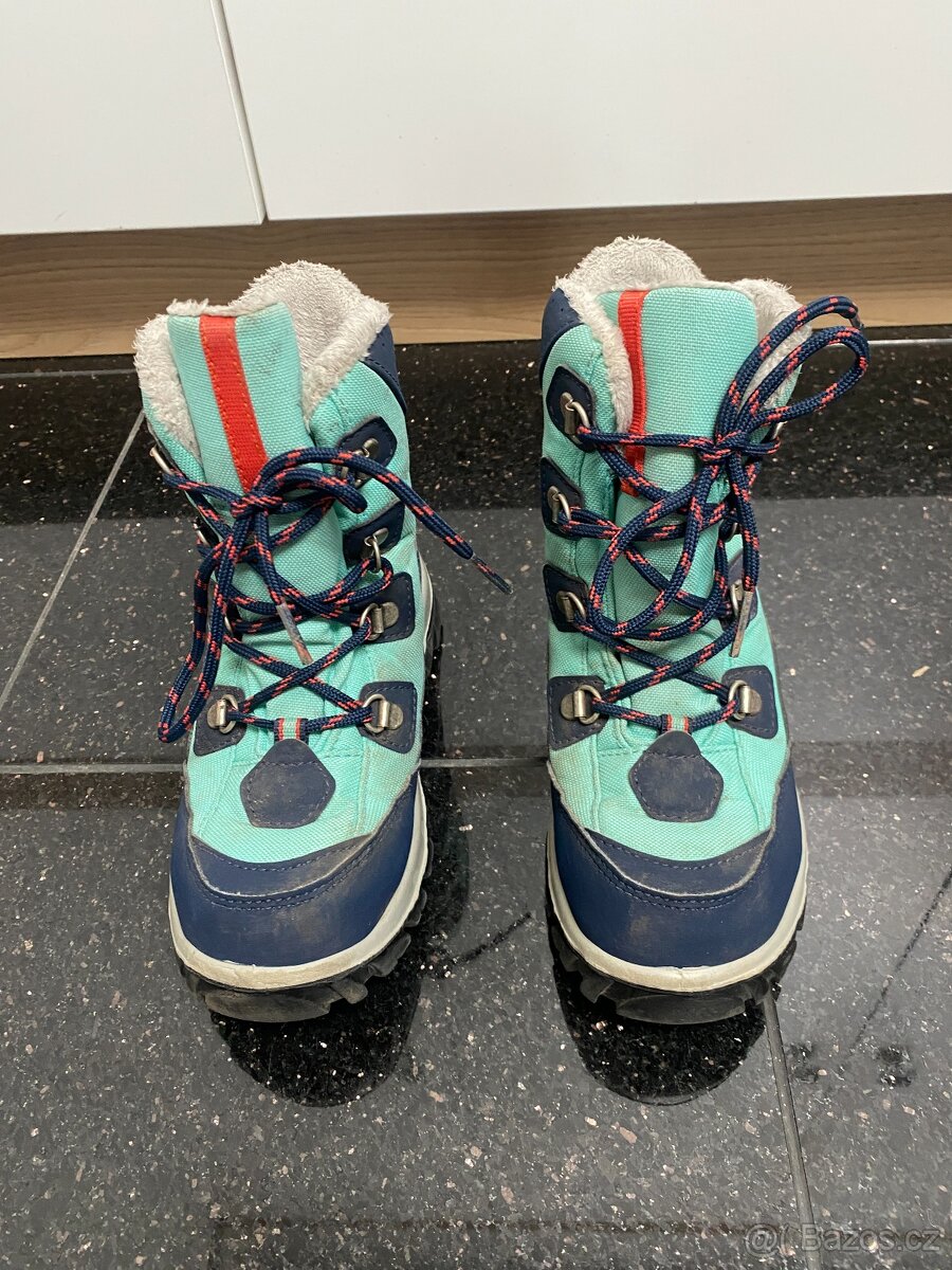 DĚTSKÉ TURISTICKÉ NEPROMOKAVÉ VYSOKÉ BOTY