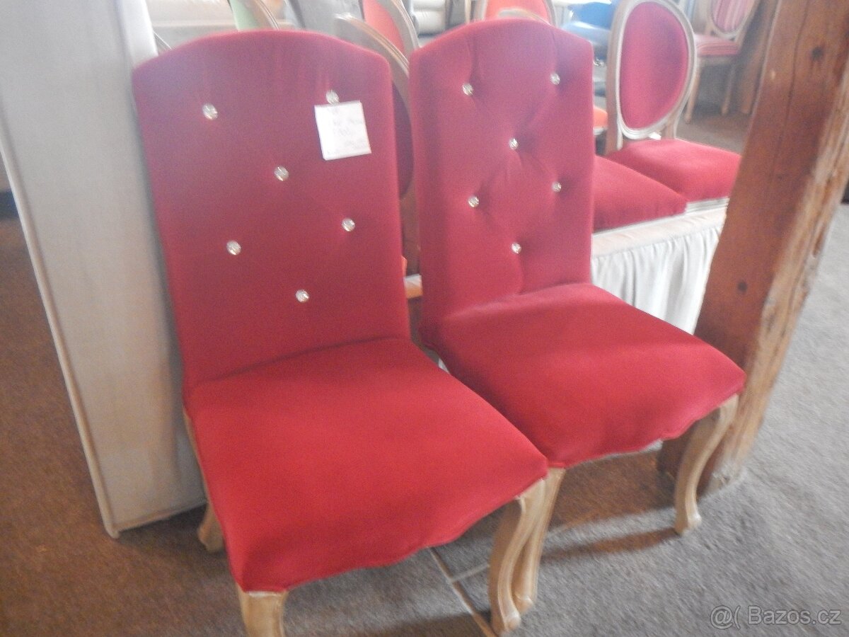 Křesílka a židle