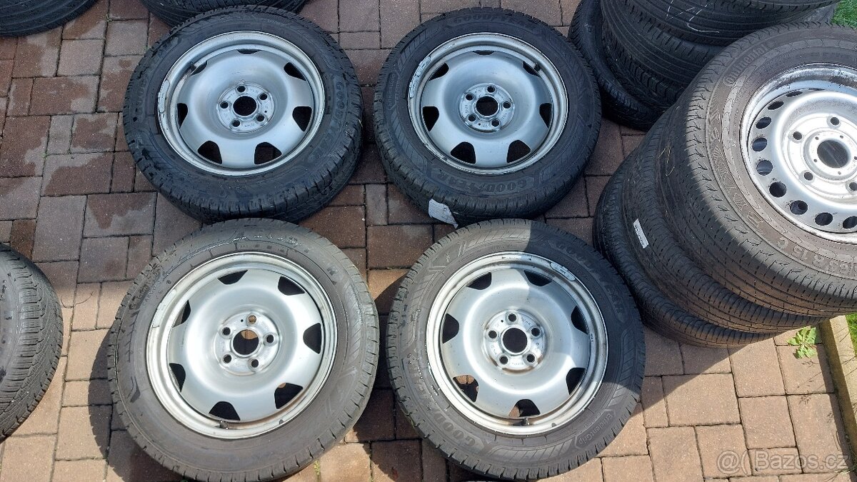 Kola letní 17", VW T5 T6, rozteč 5x120mm, pneu 215/60/17C