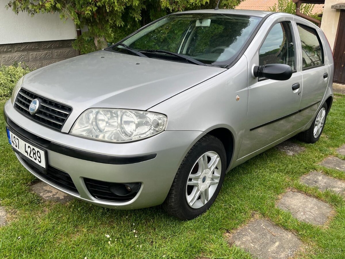 Fiat Punto 1.2i 44kw,R.v.2005 CZ, 1 majitel 100TKM top stav