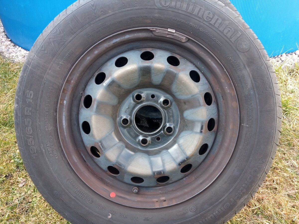 Hyundai ix20 5x114,3 r 15 letní