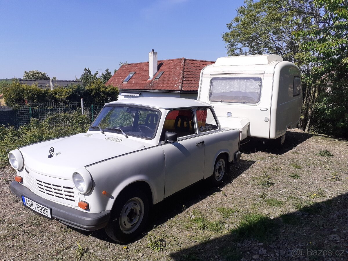 Trabant 1.1 + obytný přívěs N126
