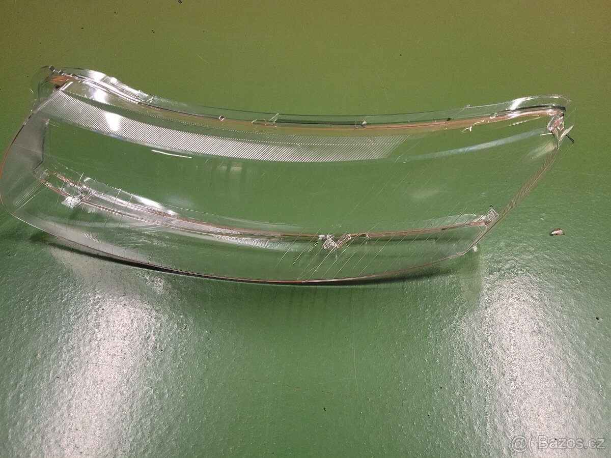 A6 4F C6 Plexi levého bixenonu