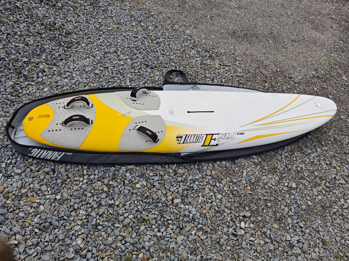 Prodám plovák na Windsurfing