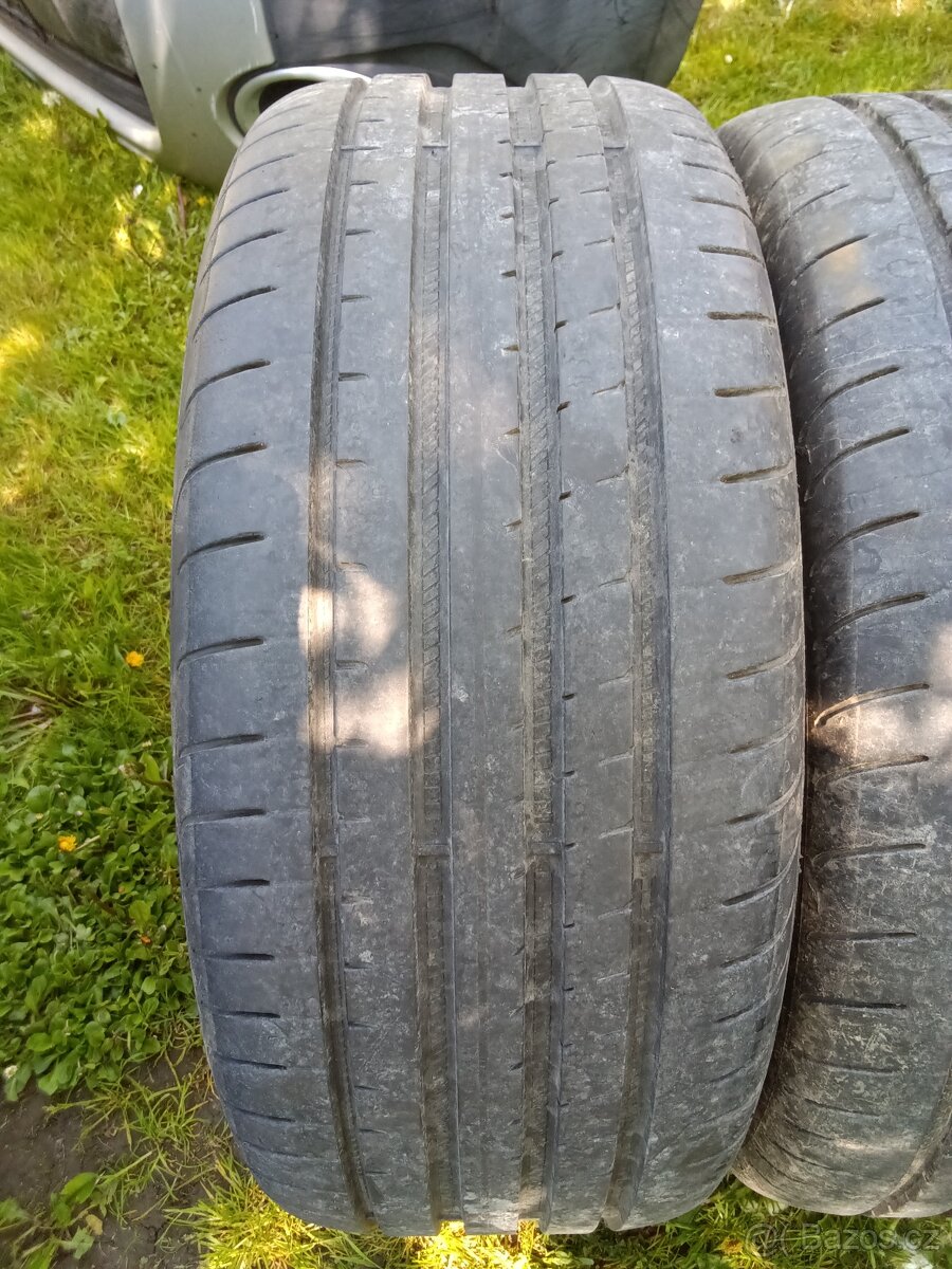 Letní pneu 225/45/17 Goodyear