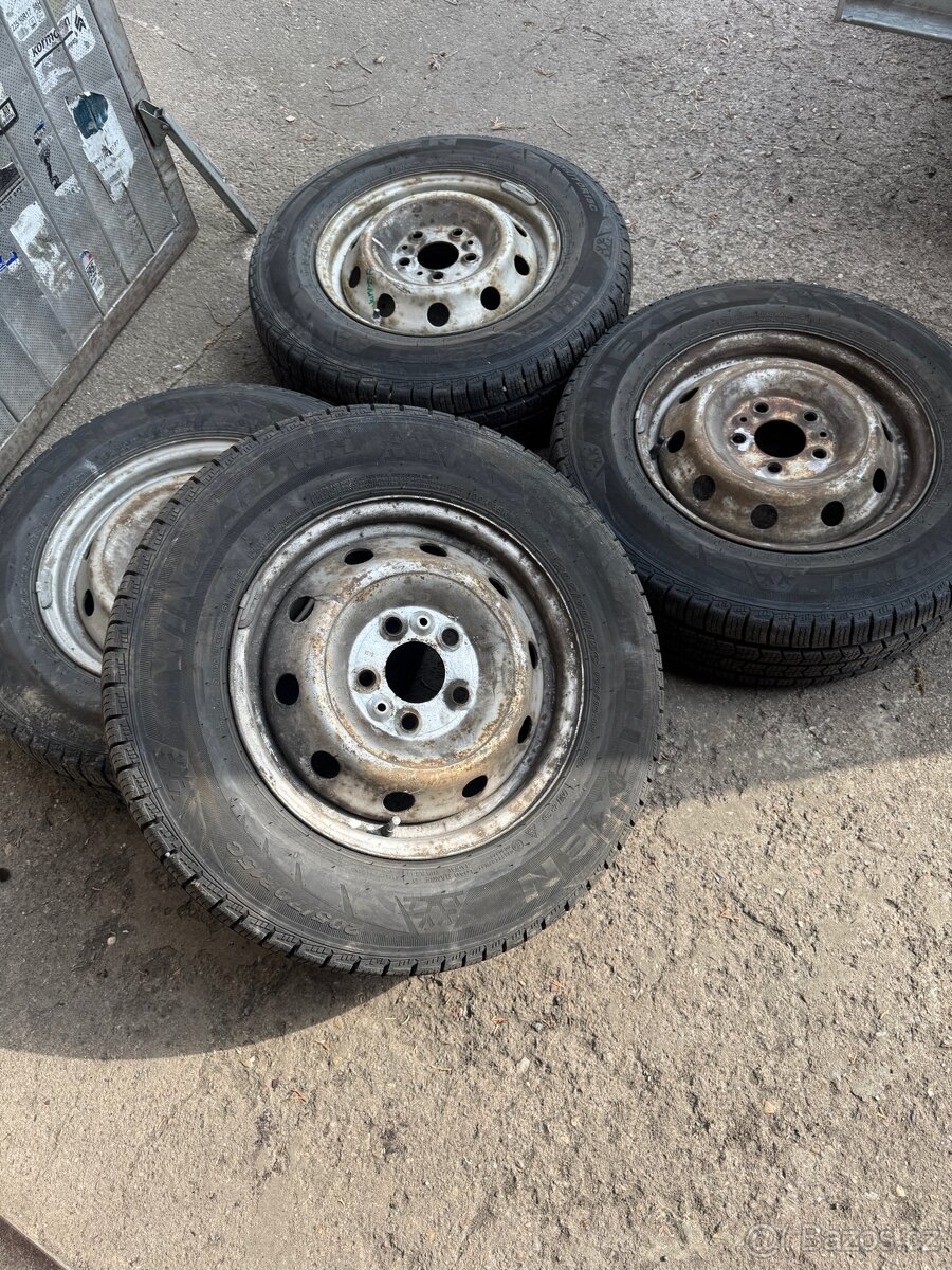 5x118r15 zimni 205/70/15