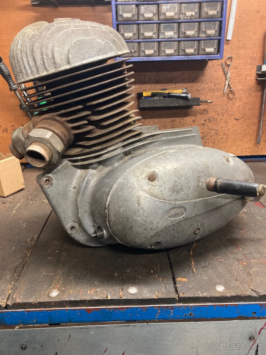 Jawa 250/559 panelka