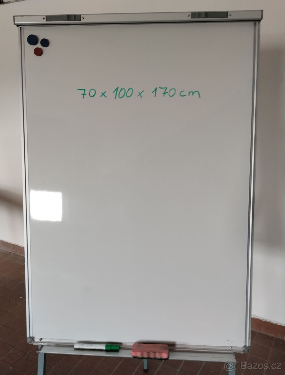 Flipchart – magnetická popisovací tabule 70×100x170 cm