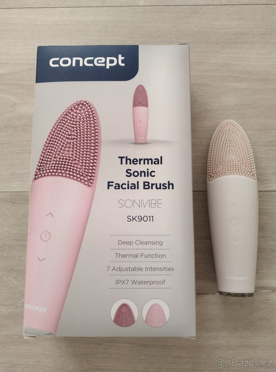 Vyhřívaný čisticí sonický kartáč na pleť