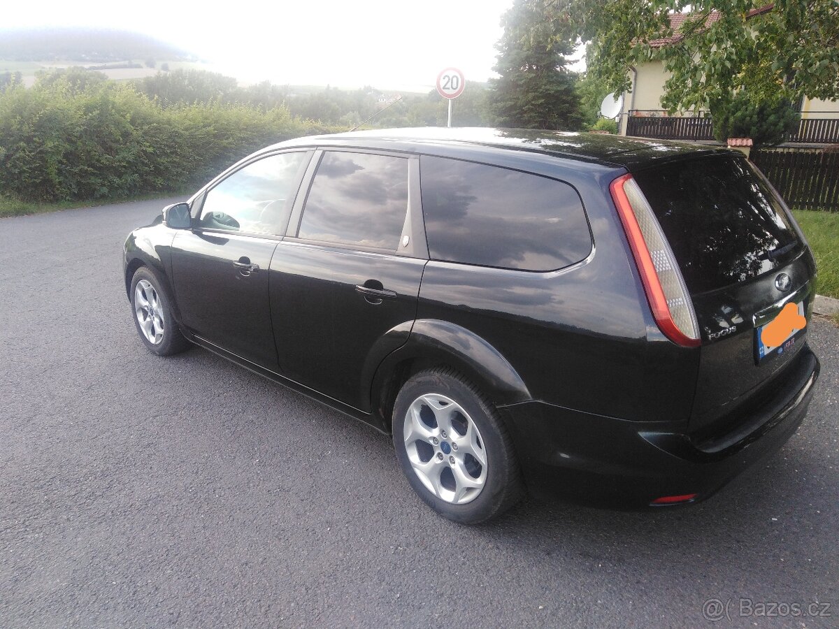 Prodám Ford Focus 1.6.Tdci-r.v.2009-Servisní Historie vozu