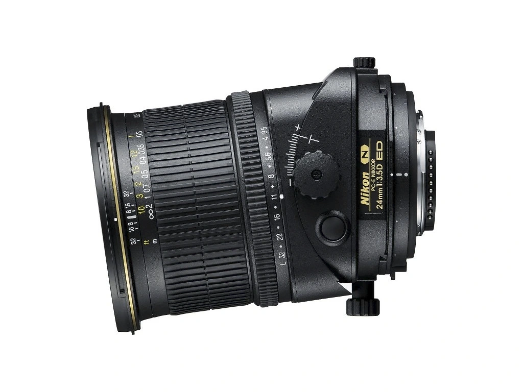 Nikon 24mm f/3.5 D ED PC-E MICRO