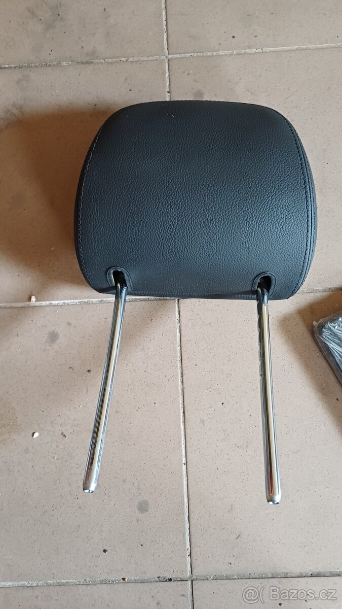 Hlavová opěrka