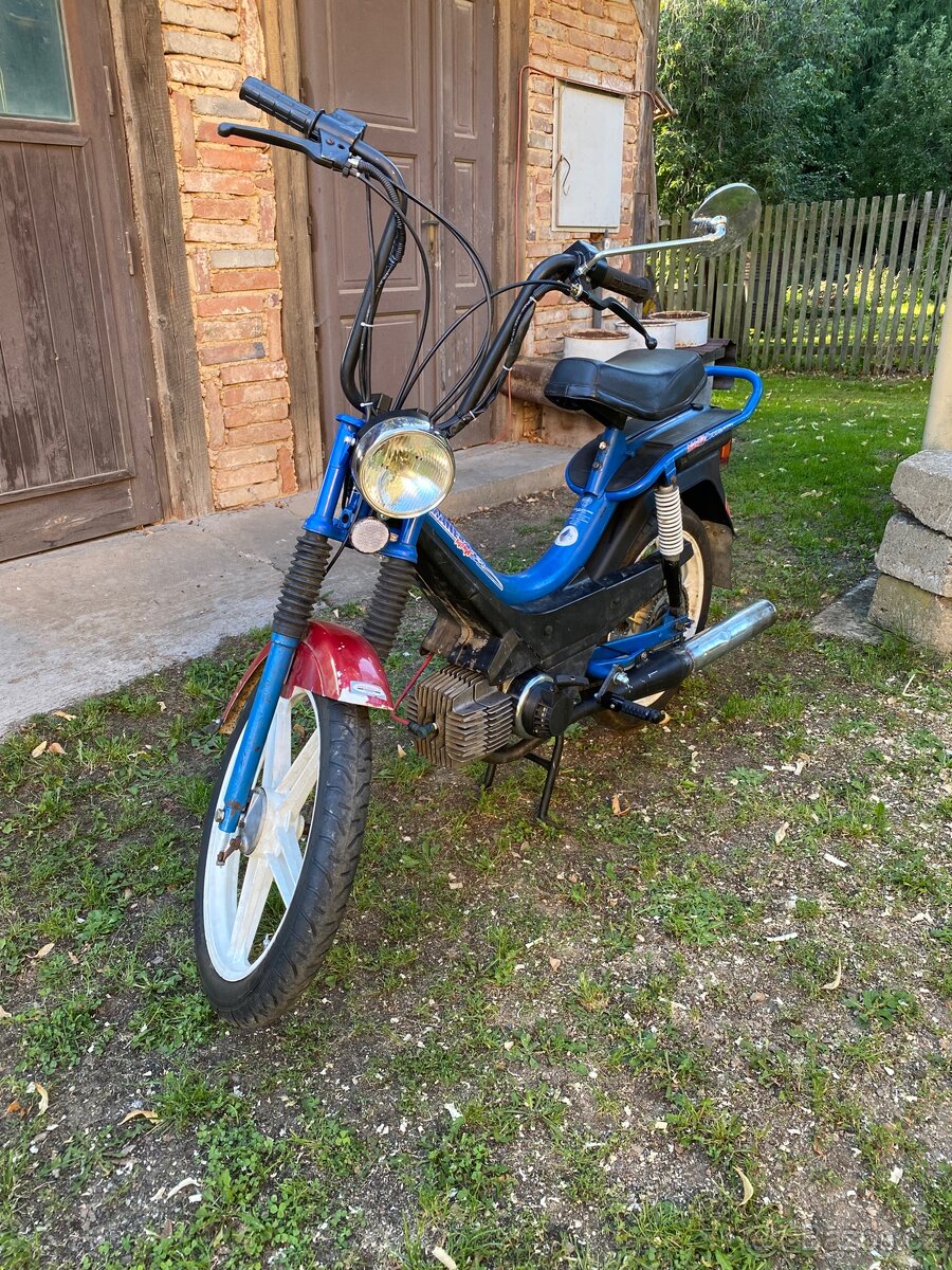 Manet Korado a spousta dílů