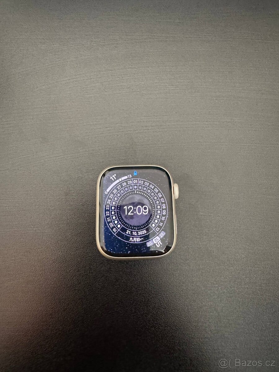 Apple Watch Series 9 – 45 mm Starlight Aluminium GPS