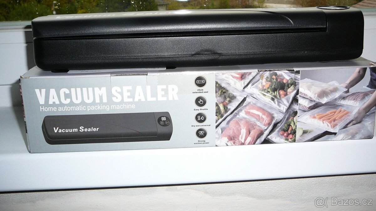 Nová vakuová svářečka fólií