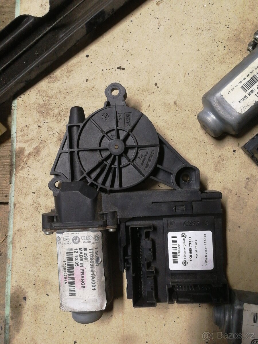 Volkswagen Touran motorky stahování okna