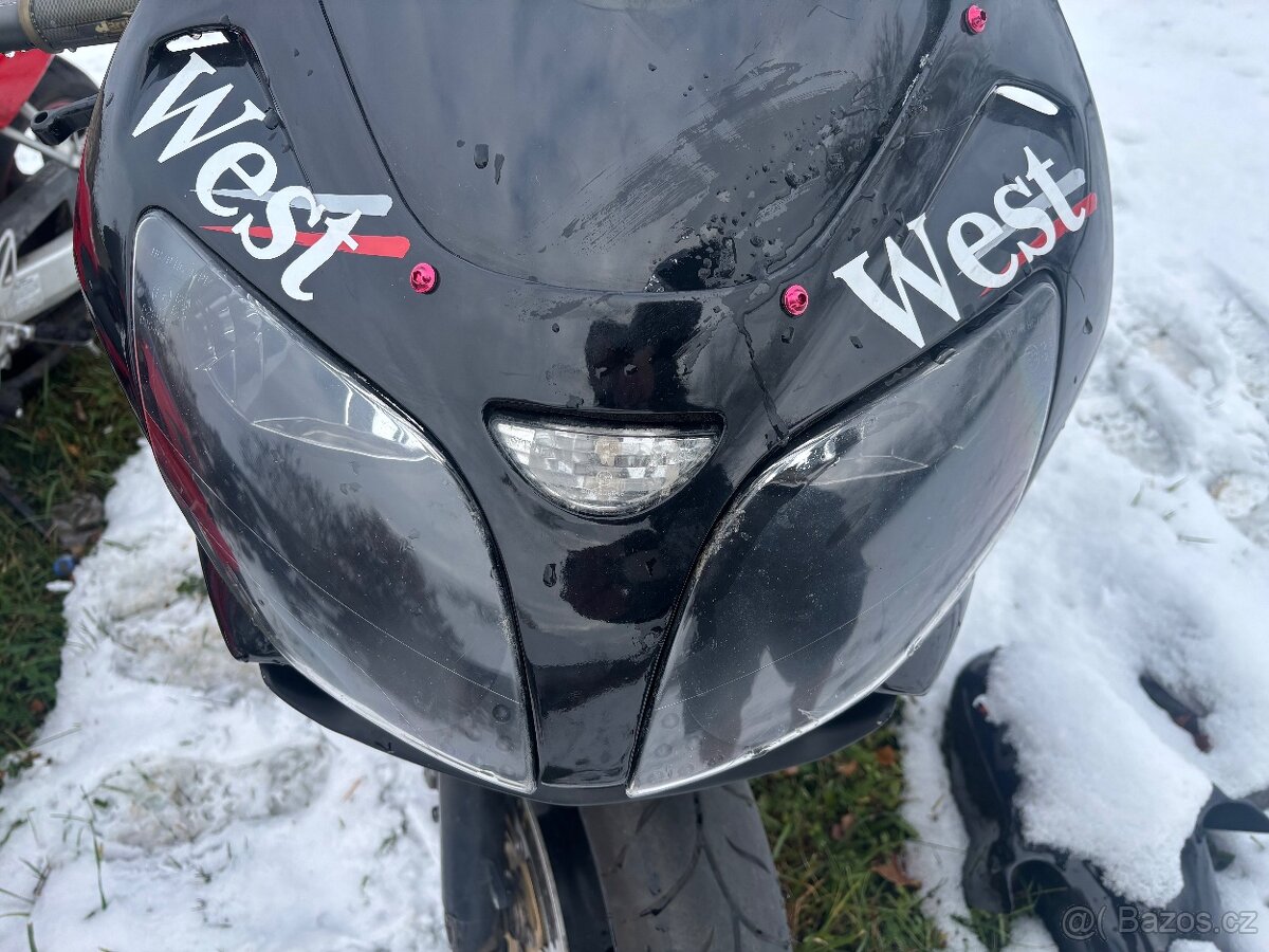 Predni svetlo na Kawasaki Zx9R Ninja 00-03 Zx6R 00-02