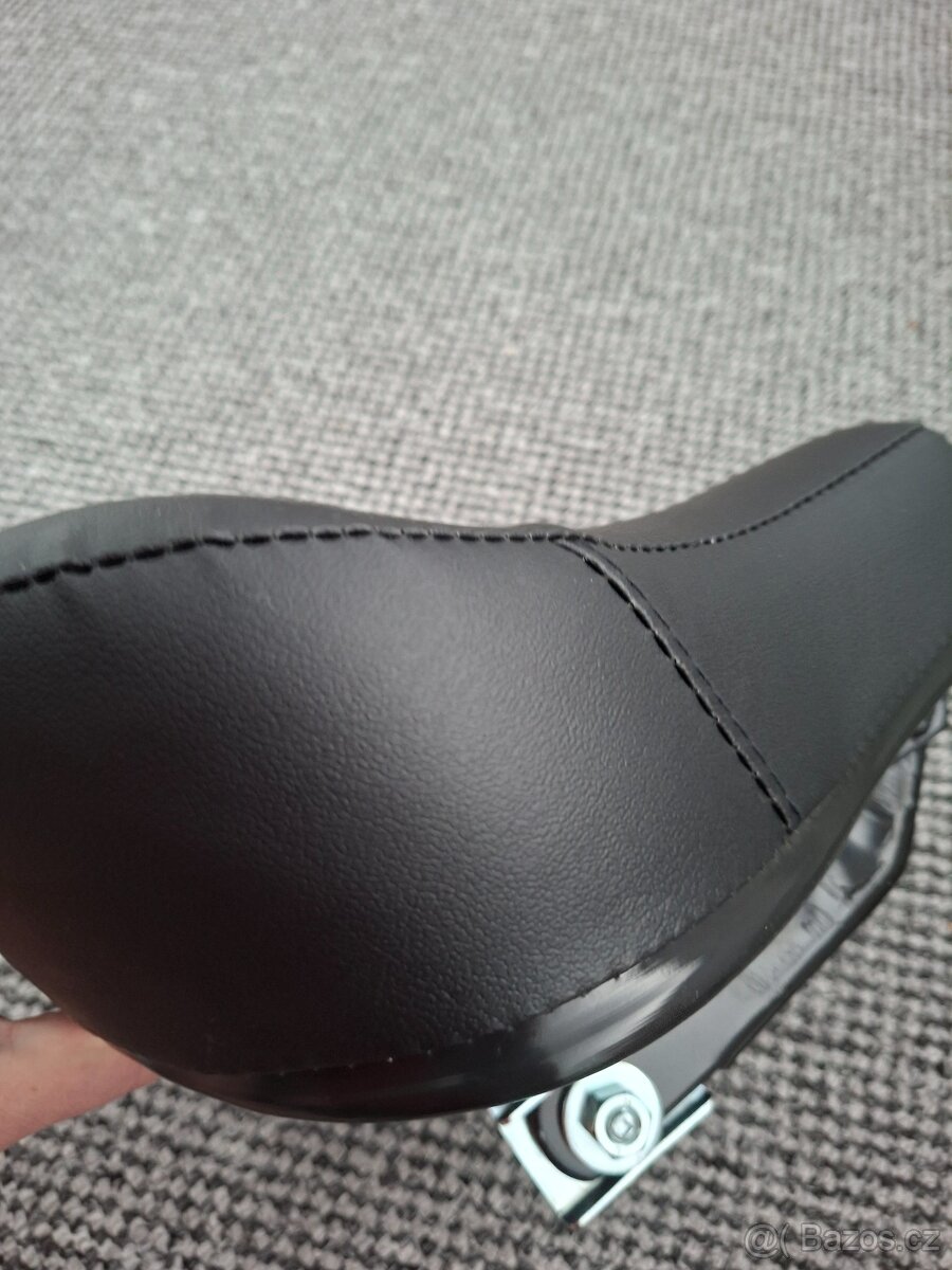 Sedlo na Babetta a další typy mopedů. (nové)