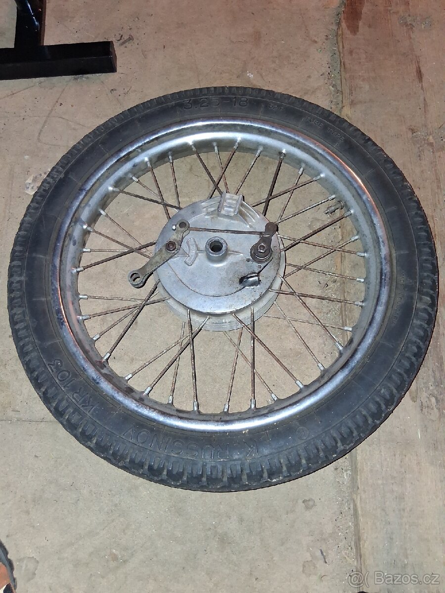 Přední kolo jawa 350/634