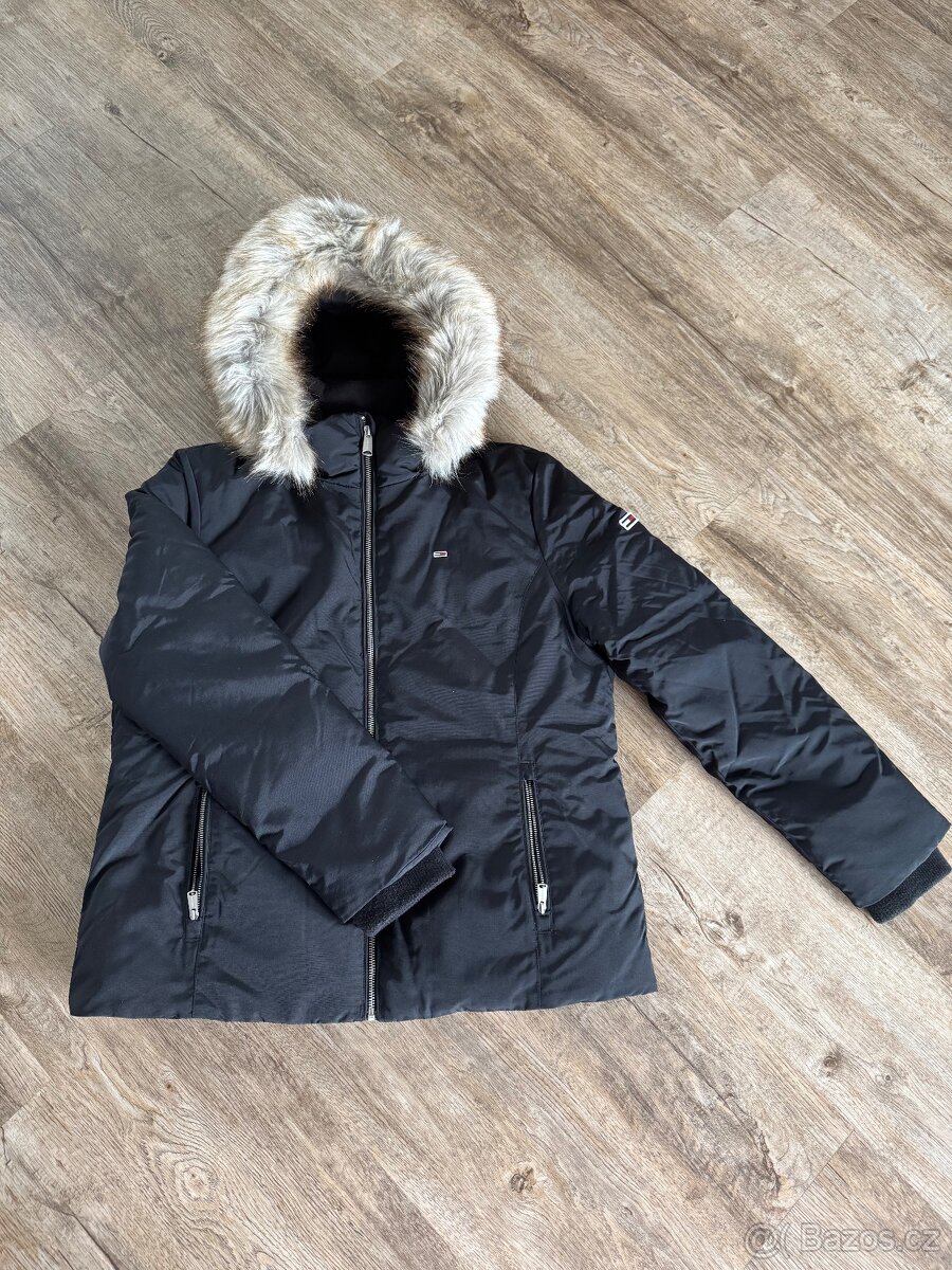 Zimní bunda Tommy Jeans