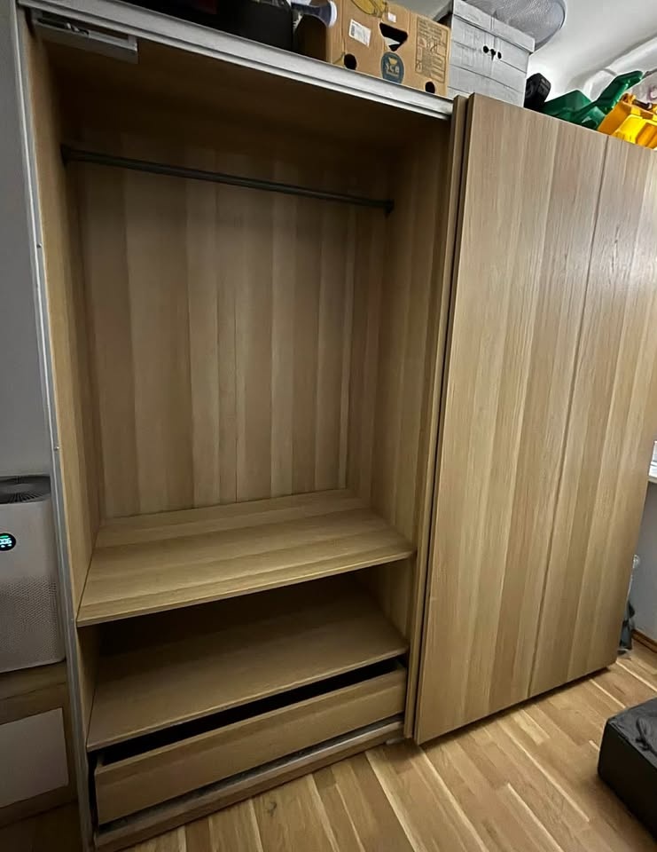 Šatní skříň PAX IKEA