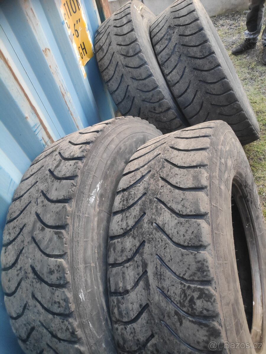 315/80R22,5 Michelin XWorks Remix