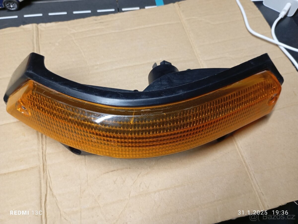 Přední blikač, blinkr, směrovka BMW E12