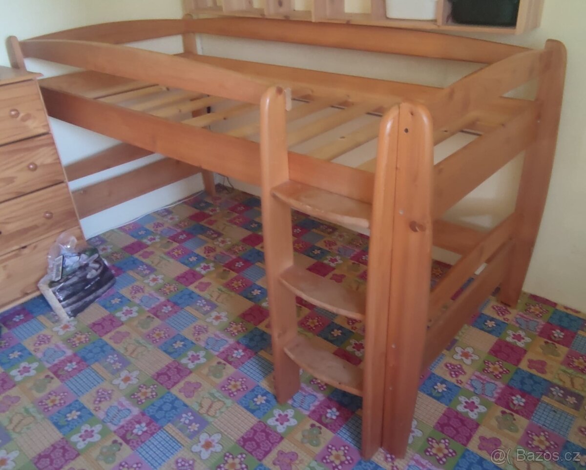 Zvýšená postel