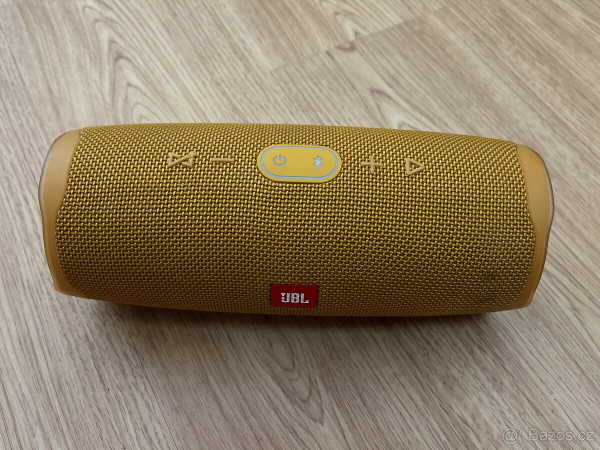 JBL Charge 4