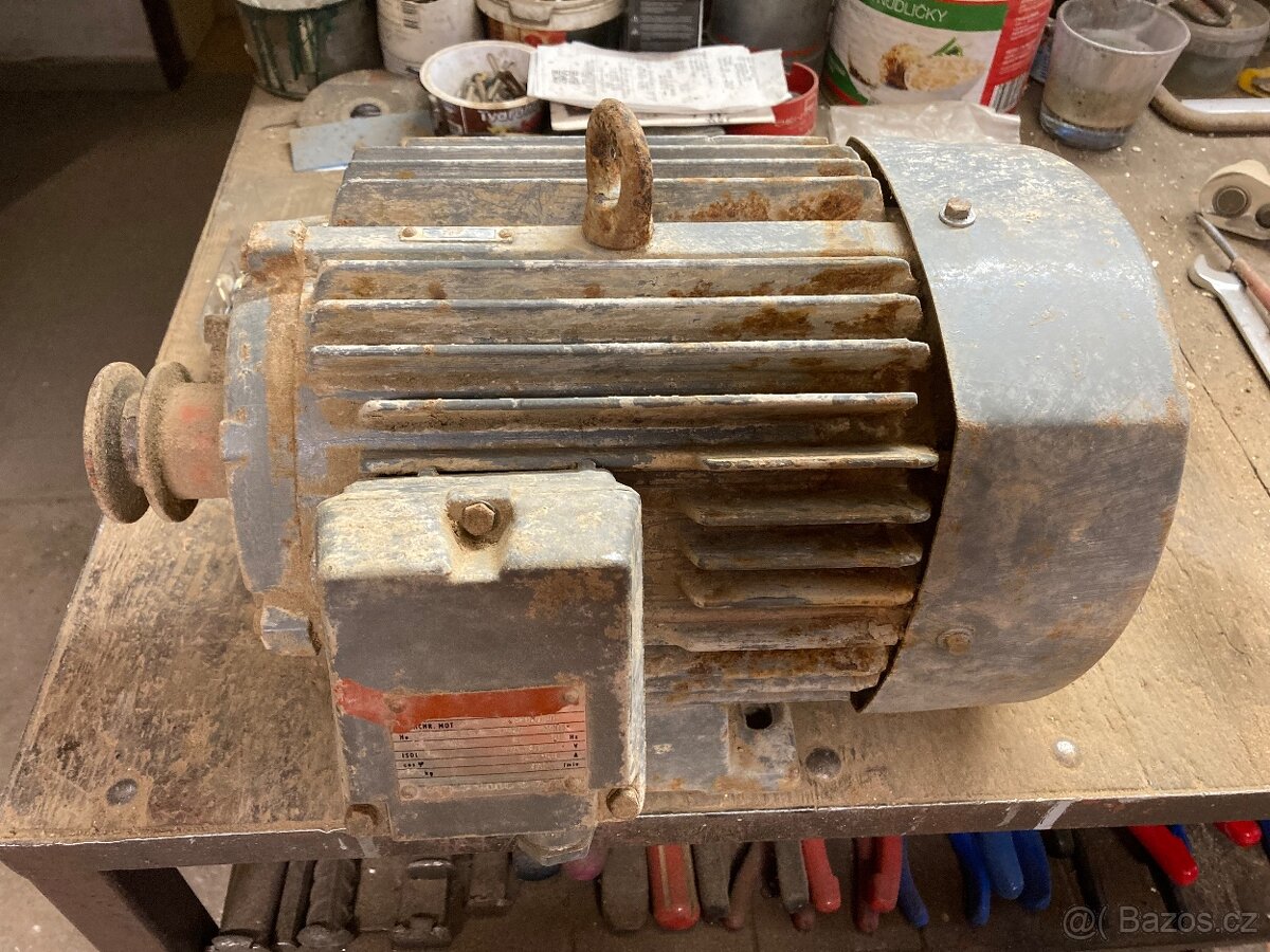 Třífázový elektromotor 1,5 kW 950 ot. / min.