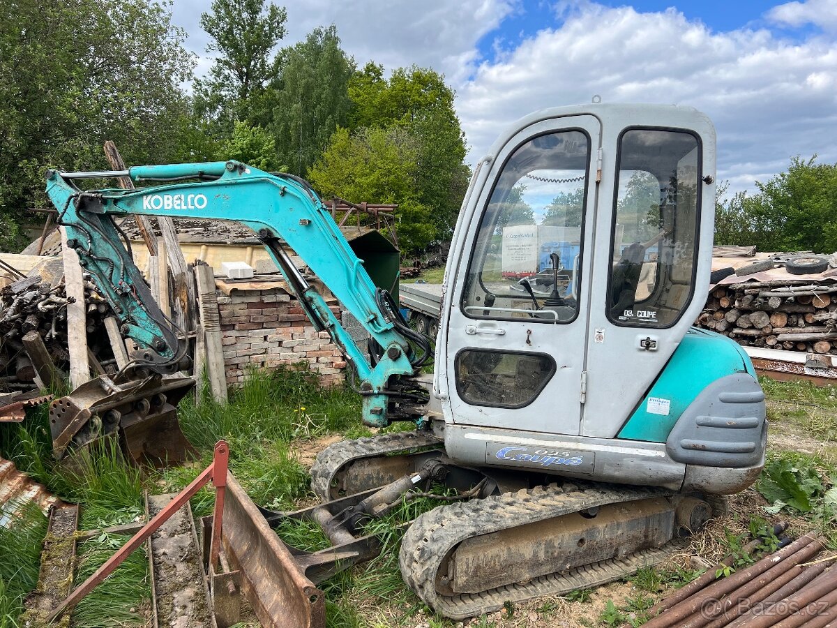 Kobelco SK 035 coupé