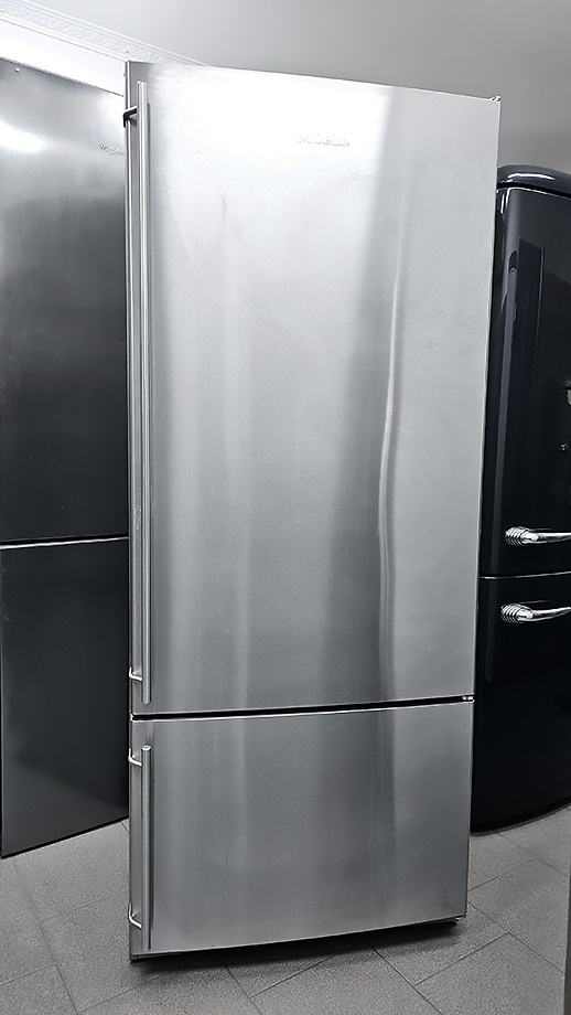 Lednice s mrazákem BEKO - NO FROST, kombinovaná, výška 183