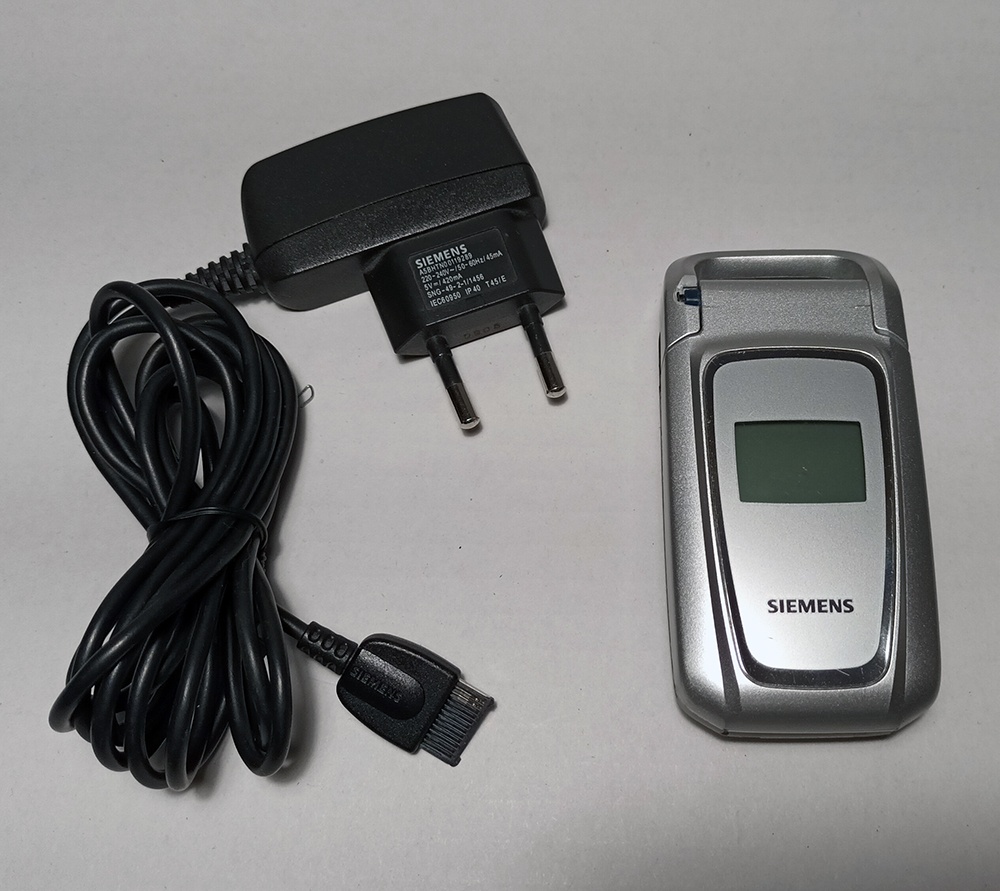 Siemens CF62, mobilní telefon