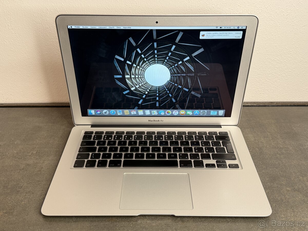 Macbook Air 13'' 2010 / 4GB / C2D / 256GB SSD / DPH