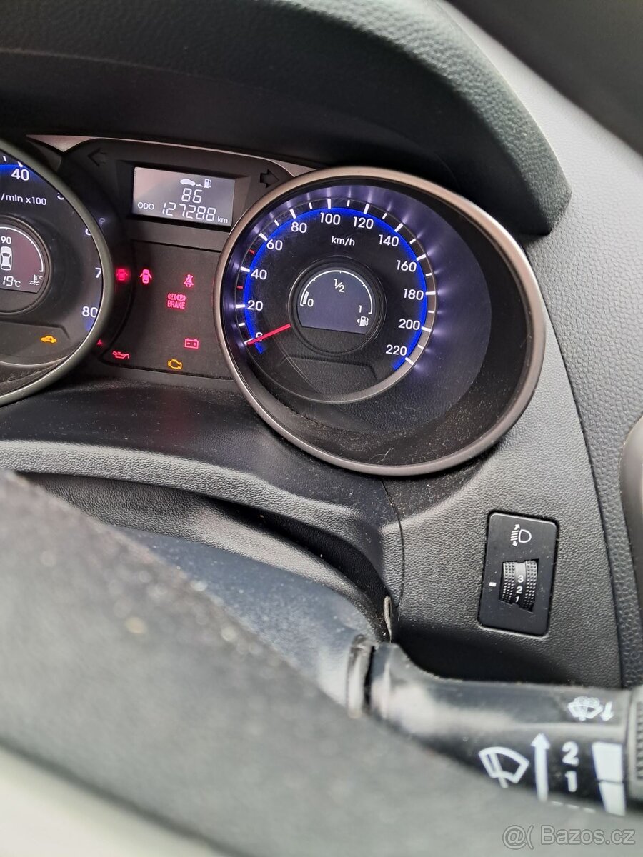 IX35