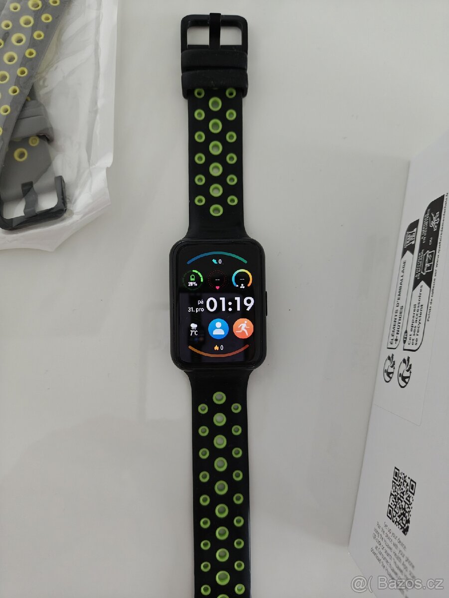 Prodám chytré hodinky Huawei watch fit 2 černé.
