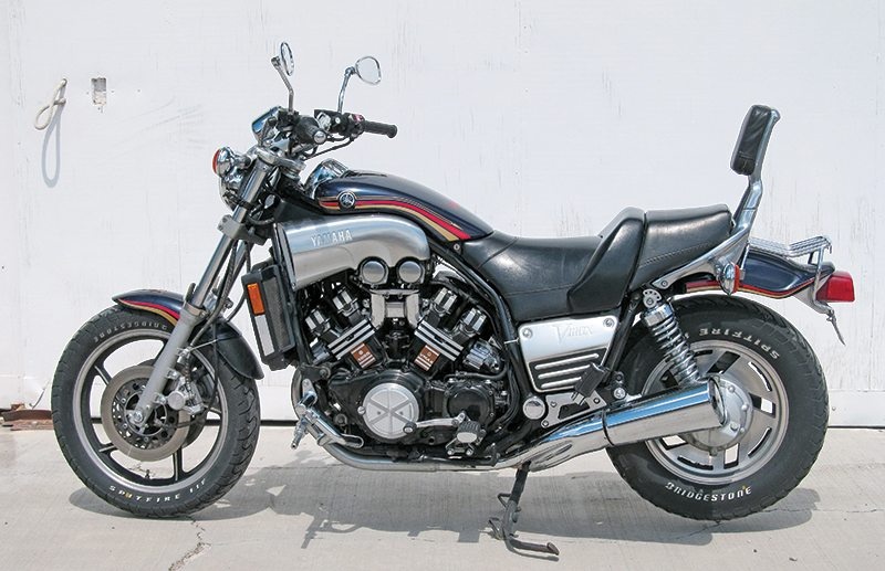 Náhradní díly Yamaha V Max 1200
