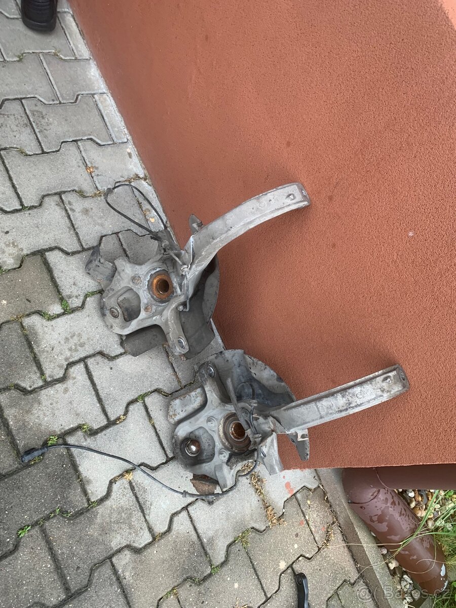 Tehlice s ložiskem alfa romeo 159 2.0 jtdm