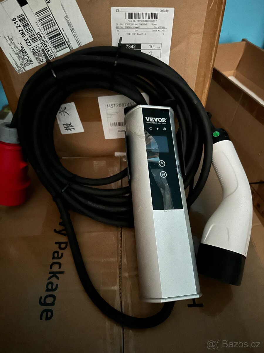 Nová VEVOR nabíjecí stanice pro elektromobily typ 2